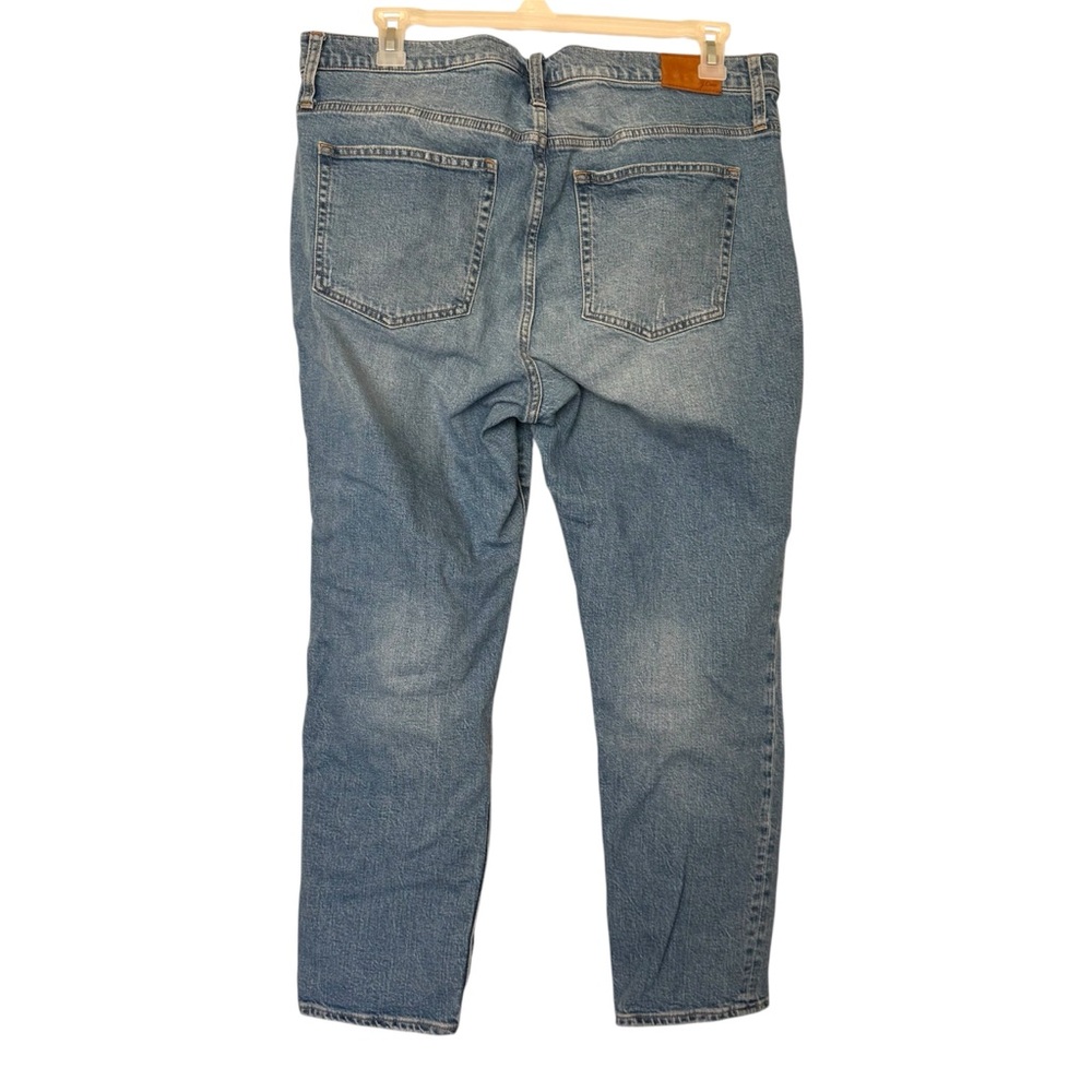 J. Crew‎ Slim Boyfriend Jeans - Picture 3 of 7